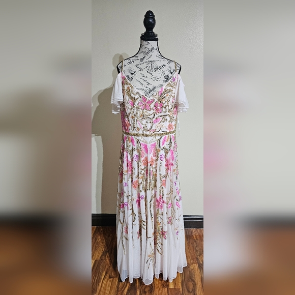 Mac Duggal V Neck Floral Embellished Gown with Flutter Sleeves - Picture 6 of 16